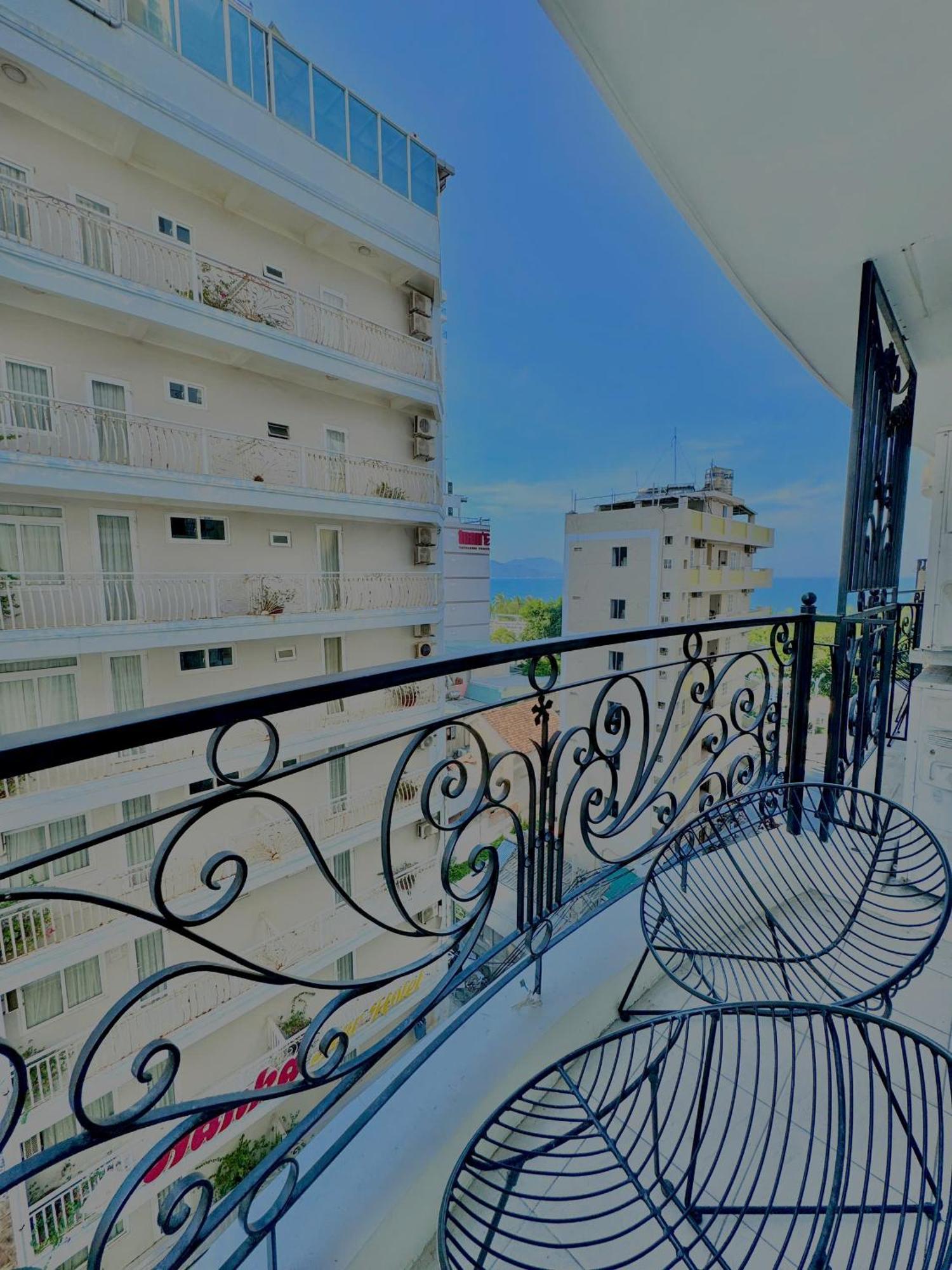 Paris Luxury Hotel & Apartment Nha Trang Eksteriør bilde